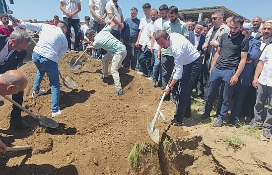 Bitlis'te trafik kazası: 1 ölü, 10 yaralı