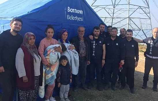 İzmir'de müdür, vezne memuru oldu!