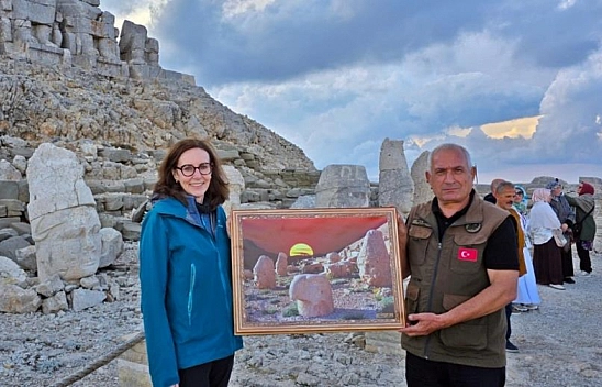 Büyükelçiye Nemrut Dağı'nda duygu dolu sürpriz!