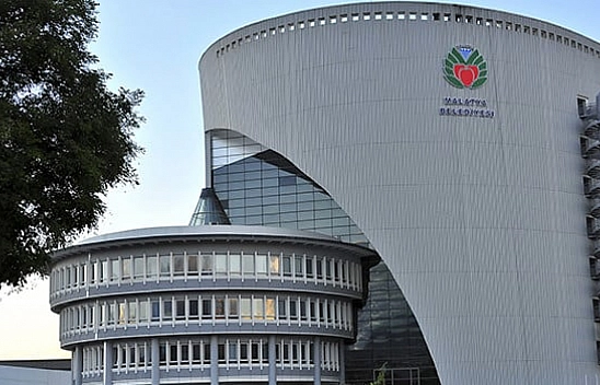 Deprem Malatya'yı, Gürkan Büyükşehir'i yıkmış!