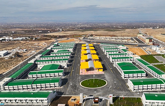 Büyükşehir, yaptırdığı dükkanı faizle almış!..