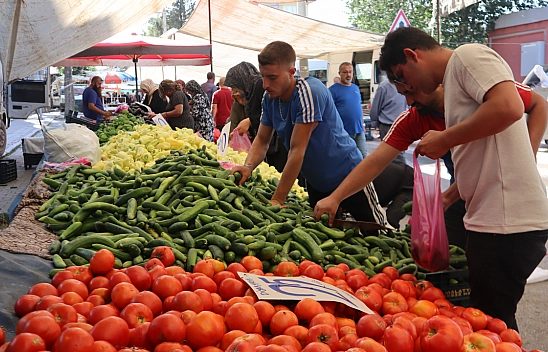 Cebini düşünen Malatyalılar, semt pazarını tercih ediyor! İşte güncel perşembe pazarı fiyatları..