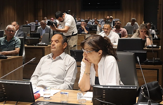 CHP'li 11 meclis üyesi istifa etti