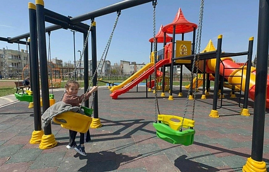Çocuk parkı hizmete girdi