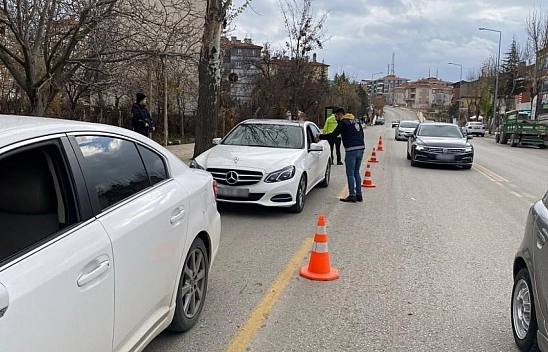 Çorum'da polis ekiplerinden şok uygulama