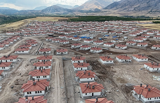 Malatya'da Hayat Yeniden Kuruluyor: 287 Köy Evi Hazır