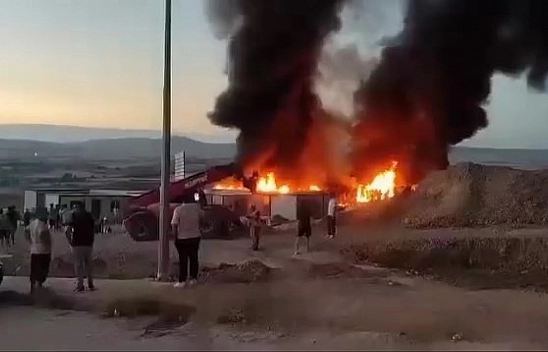 Elazığ'da konteyner yangını