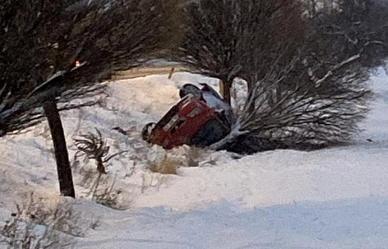 Elazığ–Malatya yolunda kaza: Otomobil şarampole yuvarlandı