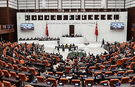 Emeklilerin bayram ikramiyesi artıyor