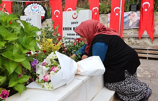 Eren Bülbül şehadetinin yıl dönümünde dualarla anıldı