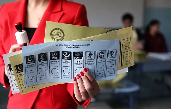 Evi hasar alarak yıkılanlar, nerede oy kullanacak?
