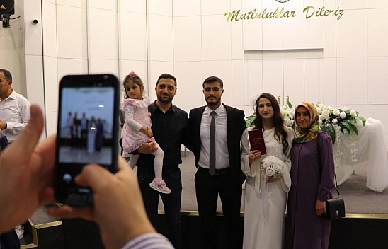 Evlilik kredisinde yaş sınırı 35'e yükseltilmeli