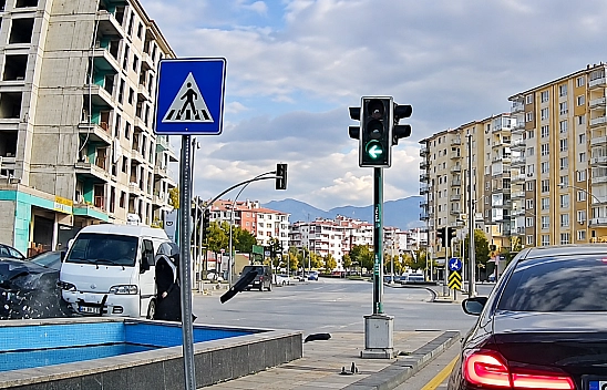 Fren sesini duyan neye uğradığını şaşırdı: İki kadın ölümün eşiğinden döndü!