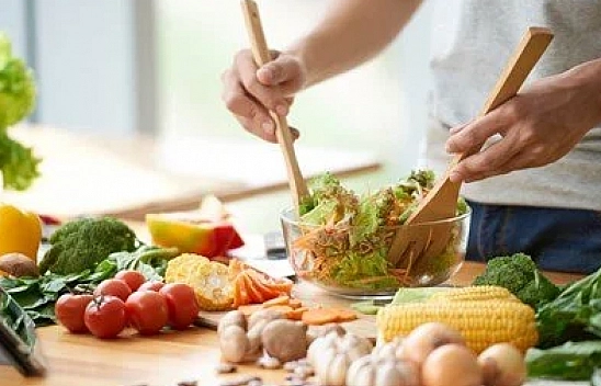 Gençler sağlıklı beslenmeyi bıraktı!