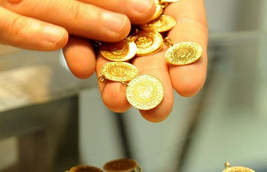 Gram altın güne tarihi rekorla başladı… Altın zirveye oynuyor…