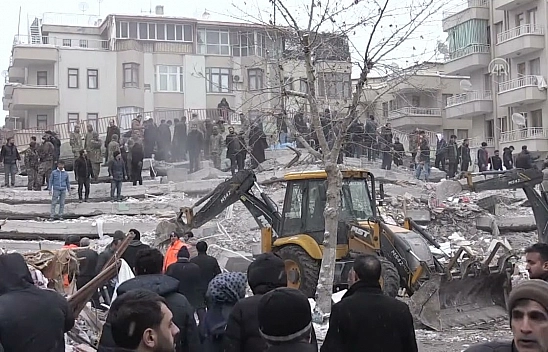 'Hakimbey Apartmanı' davası ertelendi