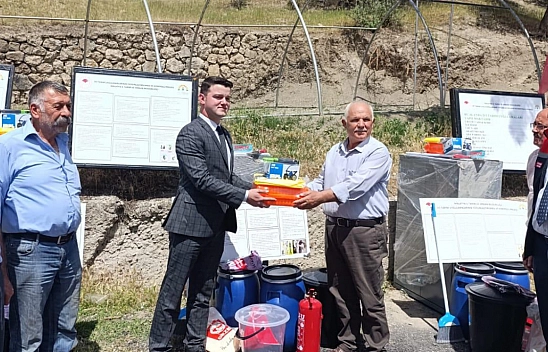 Hekimhan'da Çiftçilere Ekipman Desteği