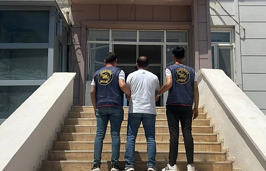 Hırsızlık suçundan aranan şahıs yakalandı