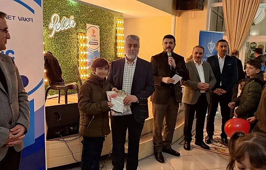 Yetimlerle iftar yüz güldürdü