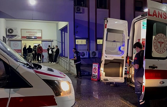 İşçilere araç çarptı: 1'i ağır 2 yaralı