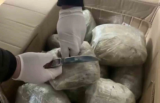 İzmir'de 26 kilogram uyuşturucu yakalandı
