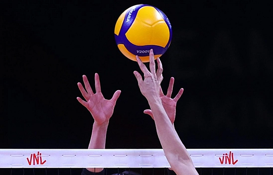 Kadın voleybol takımı 2. lige yükseldi