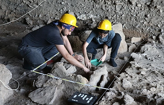 Kahramanmaraş'ta 14 Bin 500 Yıllık Tarihe Işık Tutan Keşif: Mezar Bulundu