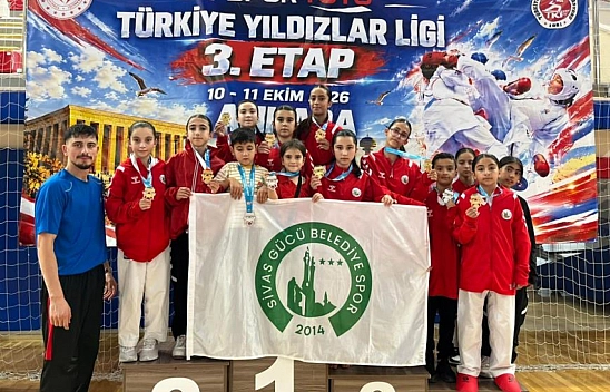 Karate turnuvasında 17 final, 17 madalya!