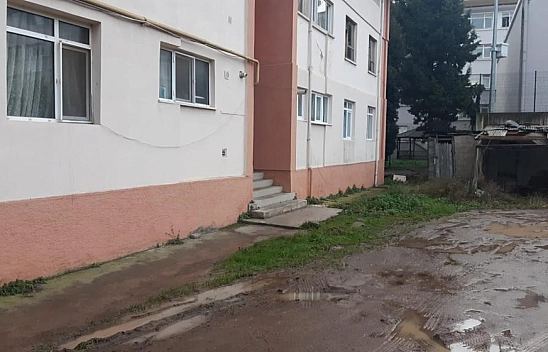 Kardeşini bıçakladı