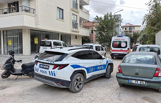 Kardeşler arasındaki tartışma bıçaklı kavgaya dönüştü: 1 yaralı