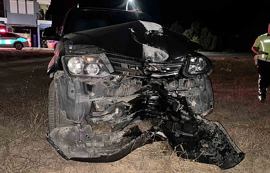 Kaza yaptı, aracını bırakıp gitti