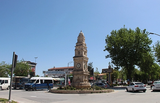 Kışla Caddesi esnafına büyük destek! Ödemeler toplu halde verilecek! İşte detaylar...