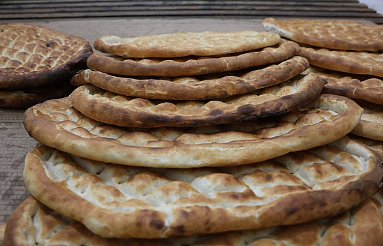 Komşuda ekmeğe zam