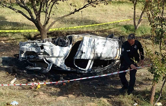 Malatya'da Kontrolden Çıkan Araç Küle Döndü: 2 Ölü!