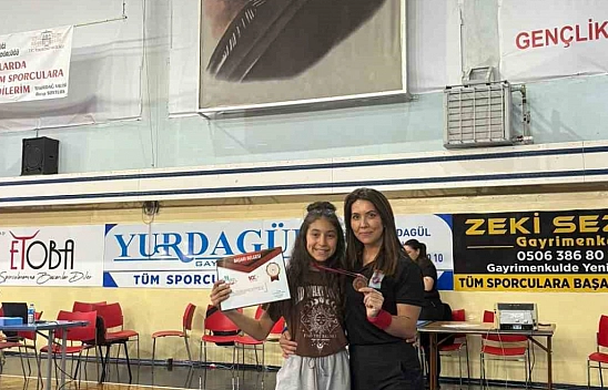 Akça, güreşte Türkiye üçüncüsü oldu