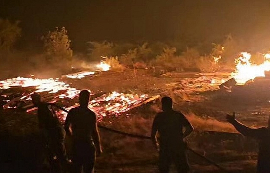 Kuru ot yangını korkuya neden oldu