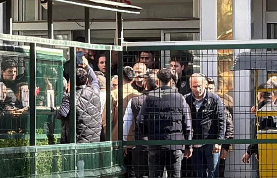Mahkeme, Güran ailesini dışarı çıkarttı