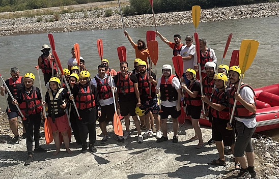 Malatya'dan Erzincan'a Gittiler... Keyfini Çıkardılar...