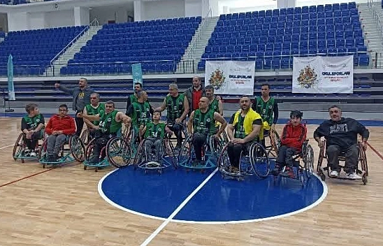 Malatya Büyükşehir Belediyespor zirveye yerleşti