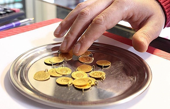 Malatya'da 24 ayar gram altın güne 80 TL düşüşle başladı