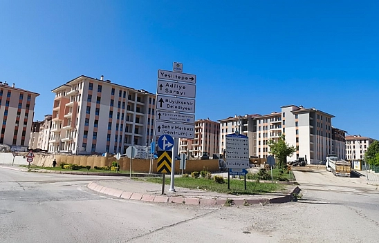 Malatya'da tamamlanan 750 dairenin 3'ünü teslim ettiler…