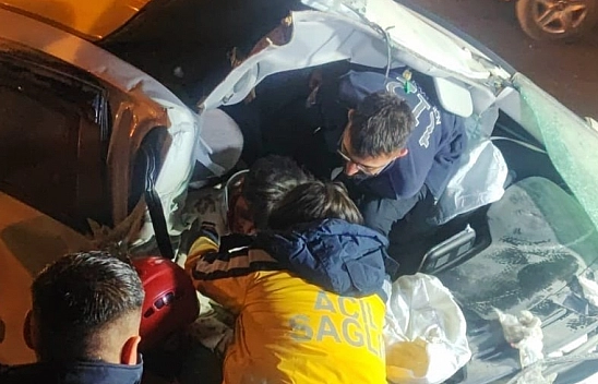 Malatya'da alt geçitte kaza: 1'i ağır 4 yaralı