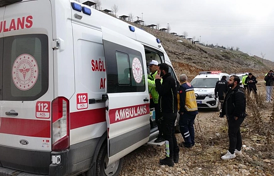 Malatya'da araç gölete uçtu