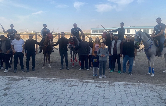 Malatya'da Atlı Cirit Kulübü'nden hemşerilere çağrı: 'Ata sporuna sahip çıkın!'