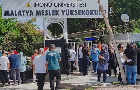 Malatya'da AYT heyecanı: Binlerce aday üniversite hayaline koştu