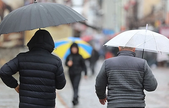Malatya'da bahar havası çabuk bitti! Yağışlar yeniden başladı! Peki kaç gün sürecek?