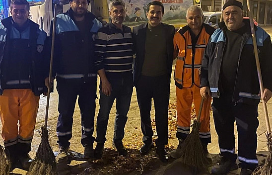 Malatya'da başkan ve temizlik işçileri arasında samimi diyalog Sen durabilirsin ama biz duramayız