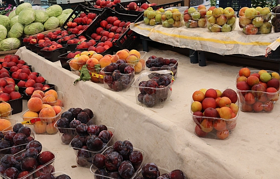 Malatya'da bayram öncesi vatandaş semt pazarlarına akın etti! İşte güncel meyve sebze fiyatları...