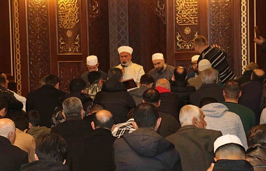 Malatya'da Berat Kandili dualarla idrak edildi