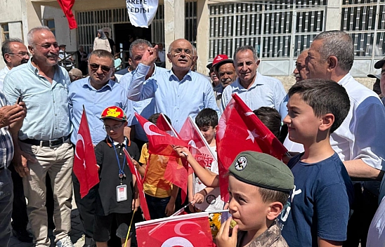 Malatya'da bin kişiye aşure dağıtıldı
